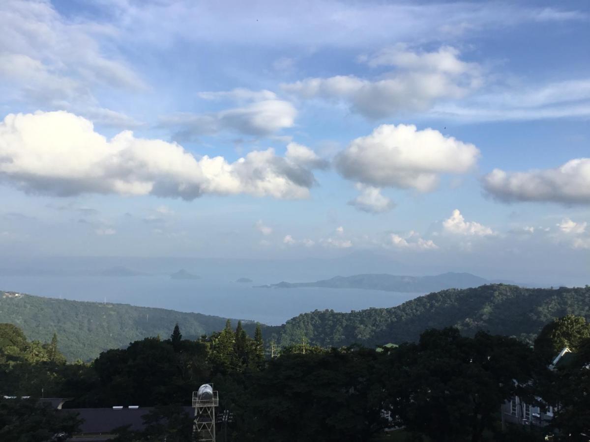 Condominium With Swimming Pool And Viewing Deck Tagaytay City Exteriér fotografie