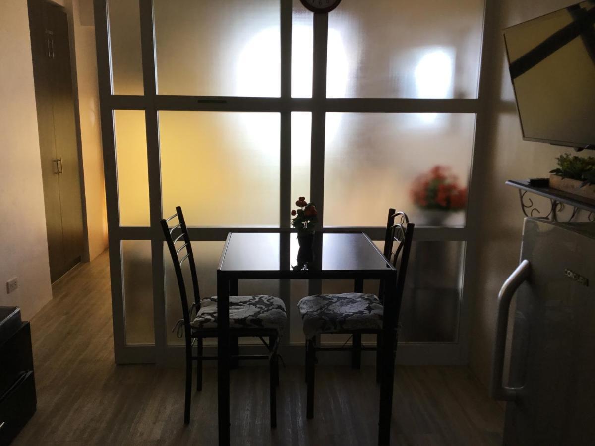 Condominium With Swimming Pool And Viewing Deck Tagaytay City Exteriér fotografie
