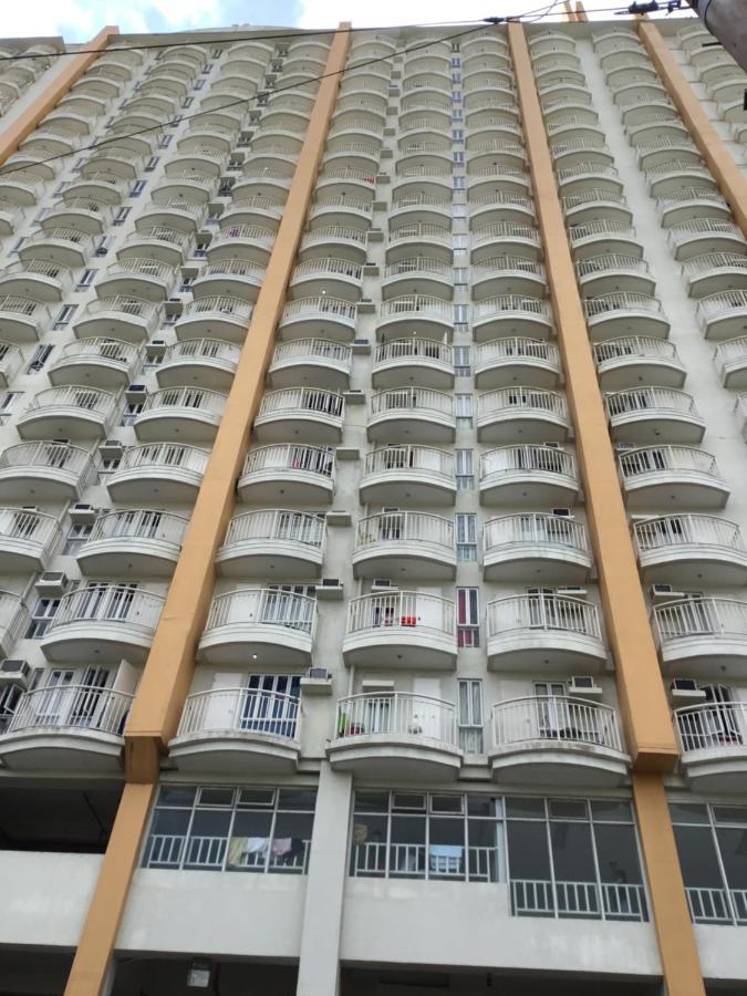 Condominium With Swimming Pool And Viewing Deck Tagaytay City Exteriér fotografie